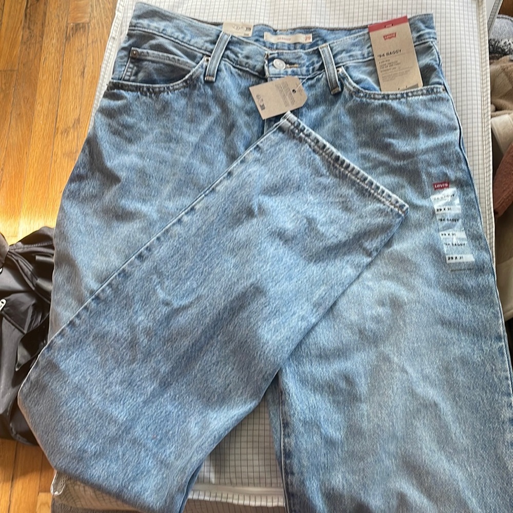Levi’s ‘94 Baggy Jeans